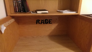 As fate willed Laura got this desk :D